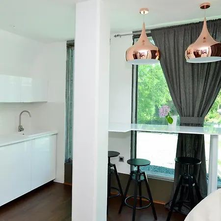 Stylish Tivoli & Lejlighed