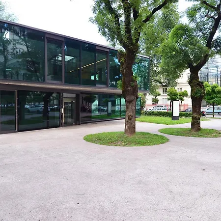 Stylish Tivoli & Apartment *
